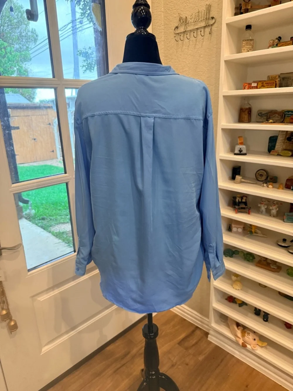 The Perfect Blue Button-Up Shirt! - Picture 3 of 3